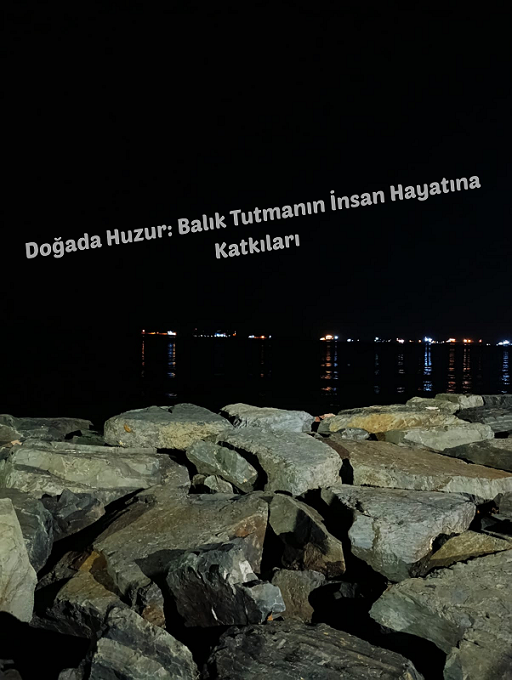İstanbul sahilinden denize bakış, mavi sular ve gökyüzü ile huzurlu manzara